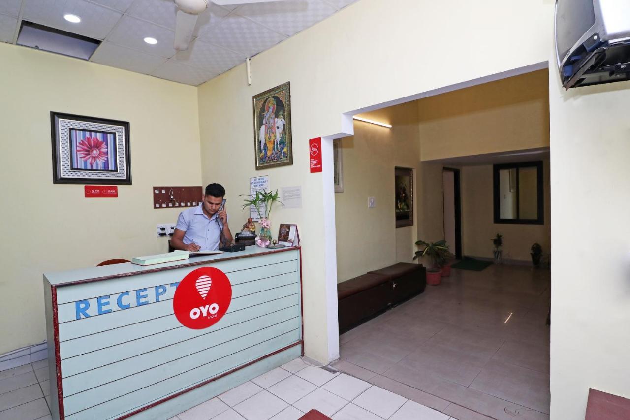 Oyo 14179 Panchvati Hotel Dehradún Kültér fotó