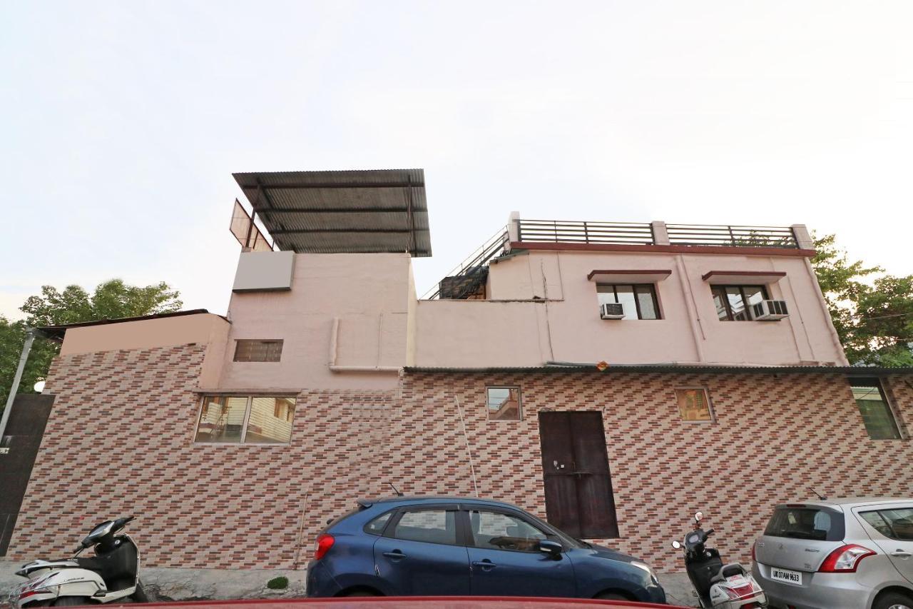 Oyo 14179 Panchvati Hotel Dehradún Kültér fotó